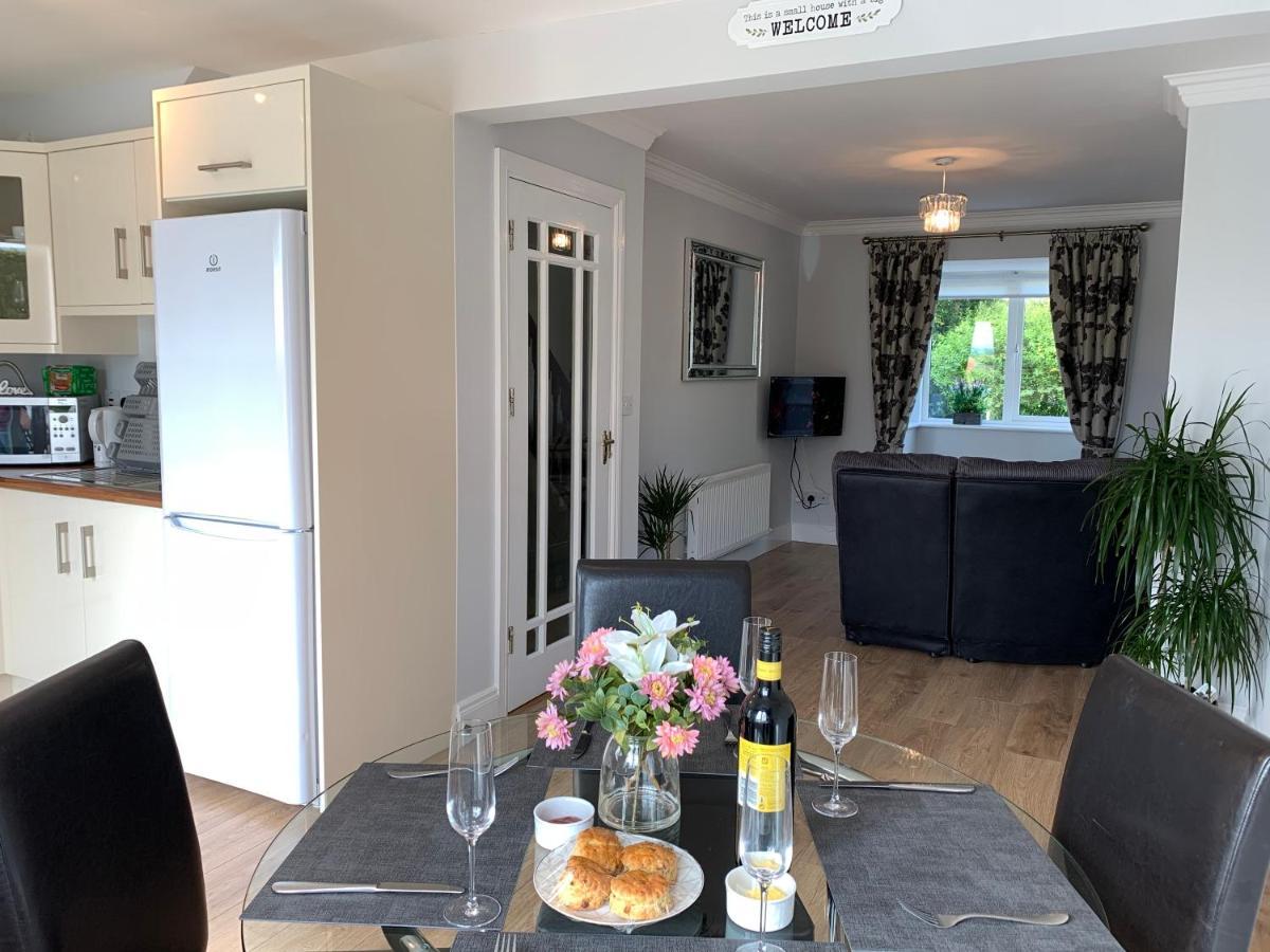 Two Bedroom Town House Beside The River Barrow Carlow Buitenkant foto